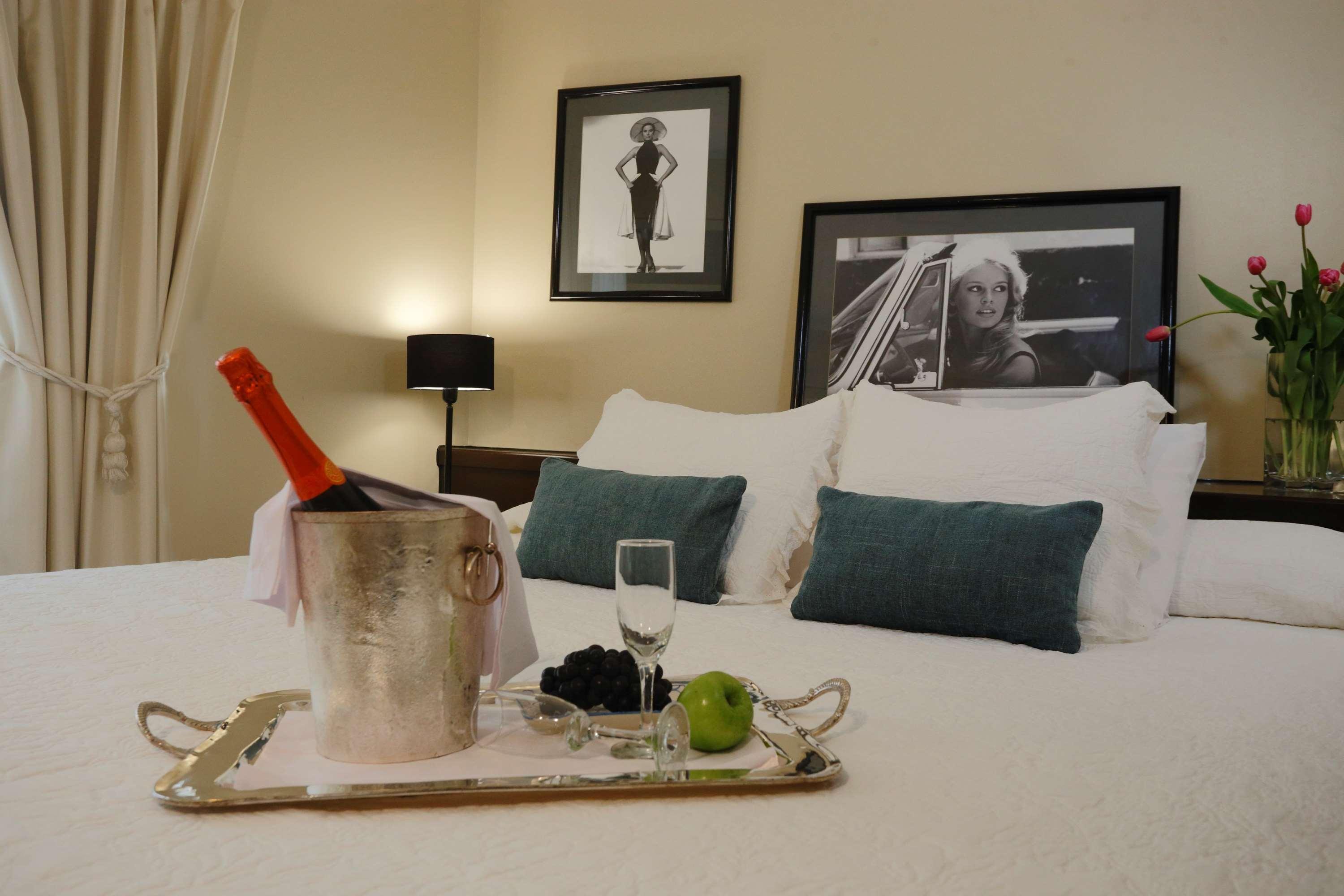 Radisson Hotel Plaza Del Bosque Лима Екстериор снимка